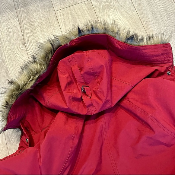 Men’s Gap Winter Bomber Jacket with Faux Fir Hood. Size M - Picture 5 of 5